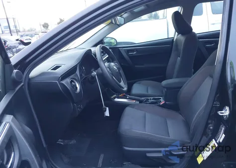 2018 Toyota Corolla Le z USA, uszkodzony, nr VIN 2T1BURHE9JC017677